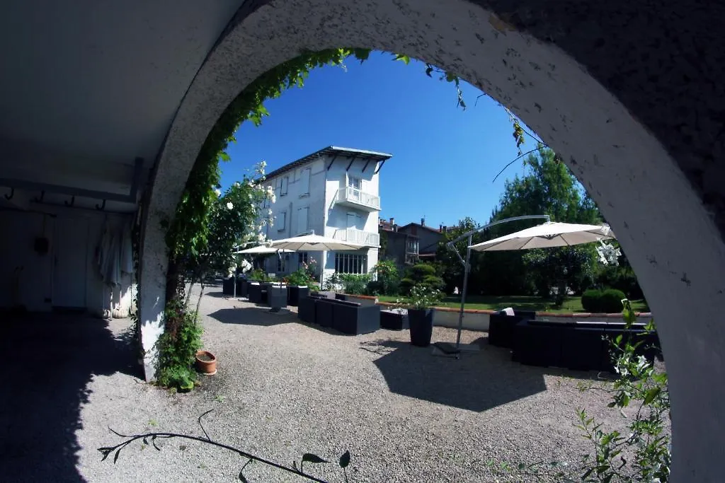 Hotel Hotel-Restaurant Eychenne Saint-Girons